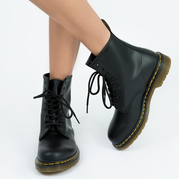 Dr. Martens Shoes - Dr Martens Modern Classics Smooth 1460 8-Eye Boots